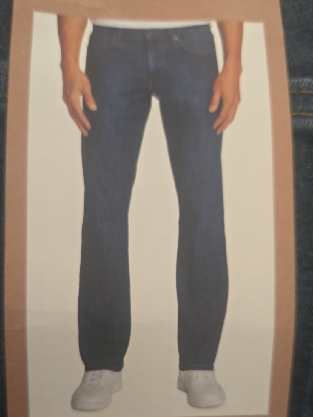 Eddie Bauer Men’s Straight Jeans in Deep Blue, Size 30×32